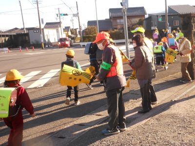 31日：盲人養護入居者とふれあい