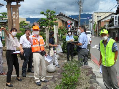 東小通学路安全点検　　８月27日（金）